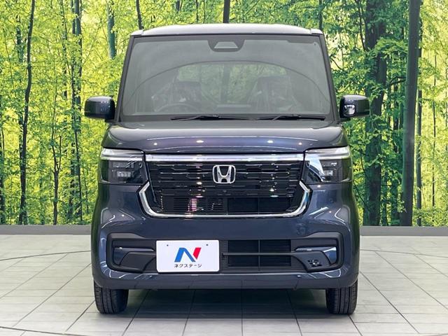 Ｎ－ＢＯＸカスタム ベースグレード　届出済未使用車　両側電動スライド　衝突軽減装置　スマートキー　シートヒーター　ステアリングスイッチ　車線逸脱警報　オートマチックハイビーム　踏み間違い防止　コーナーセンサー　ＬＥＤヘッドライト（14枚目）