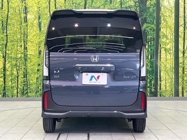 Ｎ－ＢＯＸカスタム ベースグレード　届出済未使用車　両側電動スライド　衝突軽減装置　スマートキー　シートヒーター　ステアリングスイッチ　車線逸脱警報　オートマチックハイビーム　踏み間違い防止　コーナーセンサー　ＬＥＤヘッドライト（15枚目）