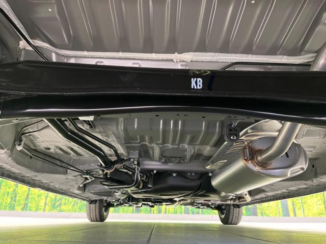 Ｎ－ＢＯＸカスタム ベースグレード　届出済未使用車　両側電動スライド　衝突軽減装置　スマートキー　シートヒーター　ステアリングスイッチ　車線逸脱警報　オートマチックハイビーム　踏み間違い防止　コーナーセンサー　ＬＥＤヘッドライト（19枚目）