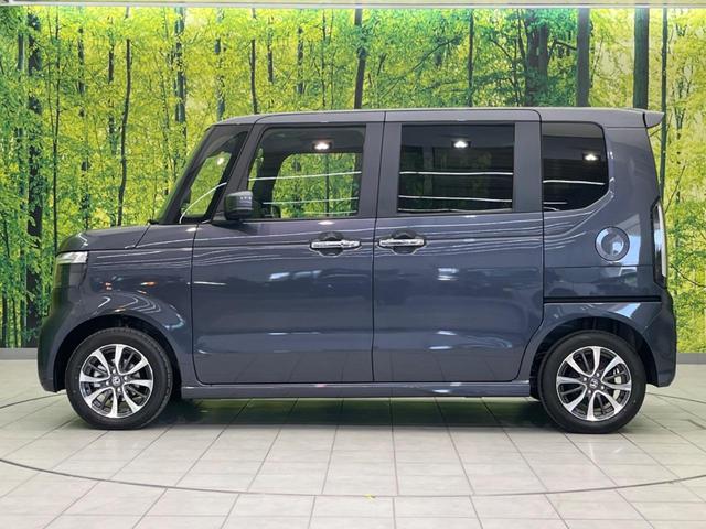 Ｎ－ＢＯＸカスタム ベースグレード　届出済未使用車　両側電動スライド　衝突軽減装置　スマートキー　シートヒーター　ステアリングスイッチ　車線逸脱警報　オートマチックハイビーム　踏み間違い防止　コーナーセンサー　ＬＥＤヘッドライト（26枚目）