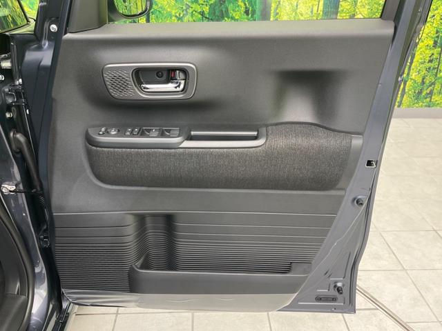Ｎ－ＢＯＸカスタム ベースグレード　届出済未使用車　両側電動スライド　衝突軽減装置　スマートキー　シートヒーター　ステアリングスイッチ　車線逸脱警報　オートマチックハイビーム　踏み間違い防止　コーナーセンサー　ＬＥＤヘッドライト（31枚目）