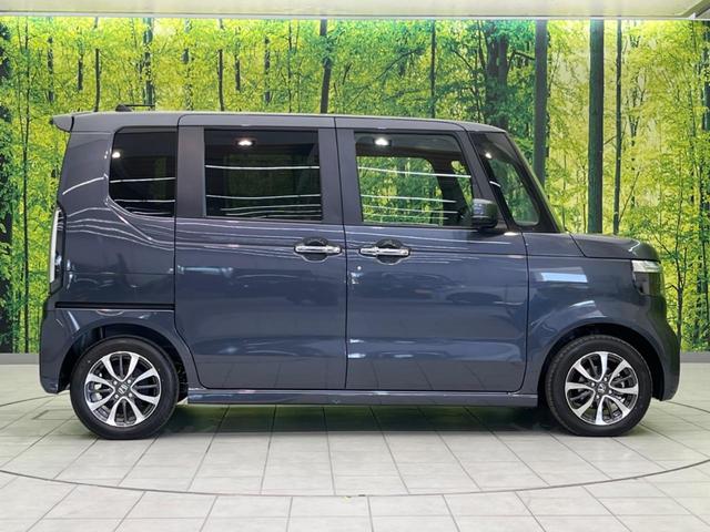 Ｎ－ＢＯＸカスタム ベースグレード　届出済未使用車　両側電動スライド　衝突軽減装置　スマートキー　シートヒーター　ステアリングスイッチ　車線逸脱警報　オートマチックハイビーム　踏み間違い防止　コーナーセンサー　ＬＥＤヘッドライト（35枚目）