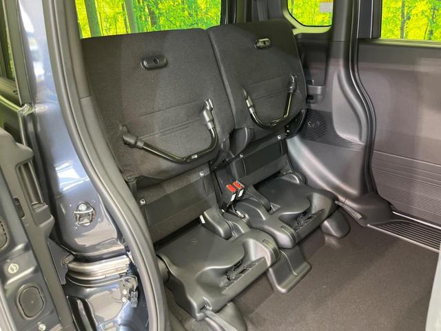 Ｎ－ＢＯＸカスタム ベースグレード　届出済未使用車　両側電動スライド　衝突軽減装置　スマートキー　シートヒーター　ステアリングスイッチ　車線逸脱警報　オートマチックハイビーム　踏み間違い防止　コーナーセンサー　ＬＥＤヘッドライト（36枚目）