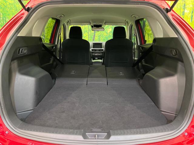 ＣＸ－５ ＸＤ　プロアクティブ　ディーゼル　ターボ　衝突軽減装置　禁煙車　純正ナビ　バックカメラ　レーダークルーズ　ＥＴＣ　Ｂｌｕｅｔｏｏｔｈ　フルセグ　ＬＥＤヘッドライト　純正１９インチアルミホイール　クリアランスソナー（33枚目）
