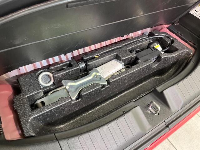 Ｎ－ＢＯＸカスタム Ｇ・Ｌターボホンダセンシング　両側電動スライド　衝突軽減装置　禁煙車　純正８型ナビ　バックカメラ　アダプティブクルーズ　ＥＴＣ　ドライブレコーダー　Ｂｌｕｅｔｏｏｔｈ　フルセグ　ＬＥＤヘッドライト　純正１５インチアルミホール（34枚目）
