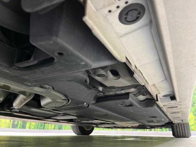 プリウス Ｓセーフティプラス　純正ＳＤナビ　バックカメラ　レーダークルーズ　衝突軽減装置　禁煙車　コーナーセンサー　レーンキープ　スマートキー　ＬＥＤヘッド　ＥＴＣ　オートマチックハイビーム　車線逸脱警報　ドライブレコーダー（31枚目）