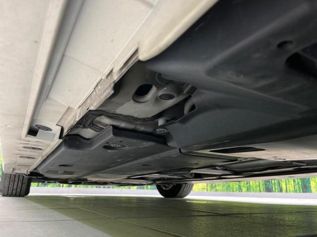 プリウス Ｓセーフティプラス　純正ＳＤナビ　バックカメラ　レーダークルーズ　衝突軽減装置　禁煙車　コーナーセンサー　レーンキープ　スマートキー　ＬＥＤヘッド　ＥＴＣ　オートマチックハイビーム　車線逸脱警報　ドライブレコーダー（32枚目）