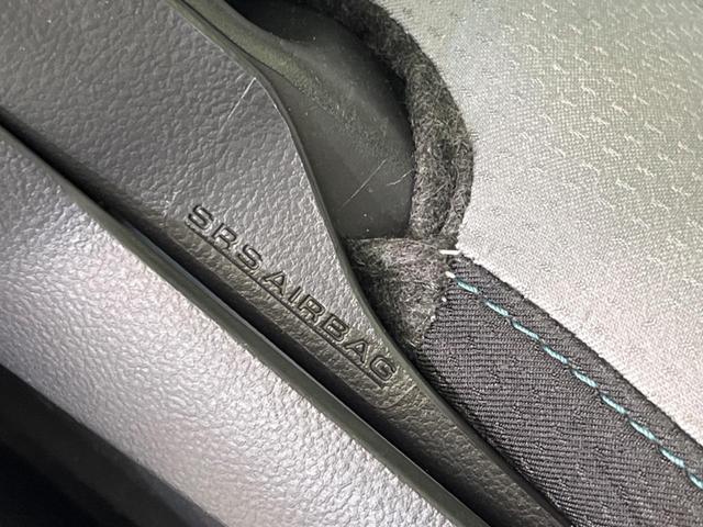 プリウス Ｓセーフティプラス　純正ＳＤナビ　バックカメラ　レーダークルーズ　衝突軽減装置　禁煙車　コーナーセンサー　レーンキープ　スマートキー　ＬＥＤヘッド　ＥＴＣ　オートマチックハイビーム　車線逸脱警報　ドライブレコーダー（43枚目）