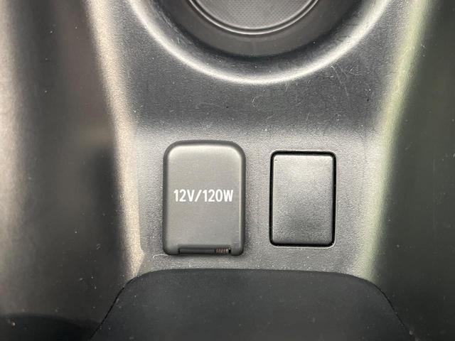 プリウス Ｓセーフティプラス　純正ＳＤナビ　バックカメラ　レーダークルーズ　衝突軽減装置　禁煙車　コーナーセンサー　レーンキープ　スマートキー　ＬＥＤヘッド　ＥＴＣ　オートマチックハイビーム　車線逸脱警報　ドライブレコーダー（60枚目）