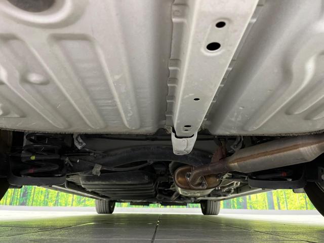 ノア ハイブリッドＧ　両側電動スライドドア　衝突軽減装置　禁煙車　純正ナビ　バックカメラ　ＥＴＣ　Ｂｌｕｅｔｏｏｔｈ　ドラレコ　シートヒーター　ＬＥＤヘッドライト　ＬＥＤフォグランプ　クルーズコントロール　レーンアシスト（19枚目）