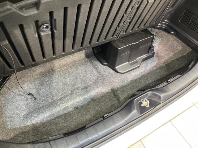 ノア ハイブリッドＧ　両側電動スライドドア　衝突軽減装置　禁煙車　純正ナビ　バックカメラ　ＥＴＣ　Ｂｌｕｅｔｏｏｔｈ　ドラレコ　シートヒーター　ＬＥＤヘッドライト　ＬＥＤフォグランプ　クルーズコントロール　レーンアシスト（36枚目）
