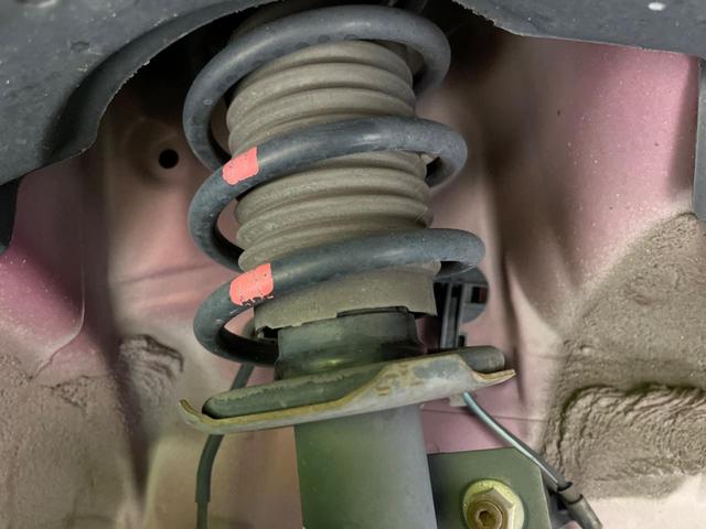 タント Ｌ　ＳＡ　衝突軽減装置　禁煙車　ＳＤナビ　ＥＴＣ　Ｂｌｕｅｔｏｏｔｈ　両側スライドドア　ＣＤ／ＤＶＤ再生　地デジ　盗難防止装置　プライバシーガラス　アイドリングストップ　ベンチシート　横滑防止装置（22枚目）