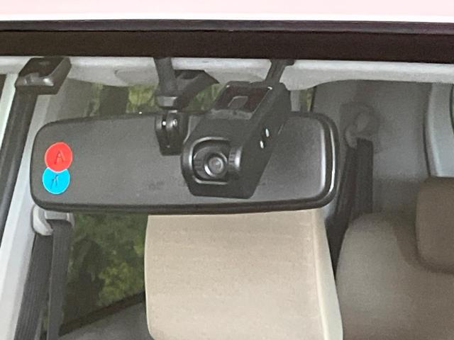 ムーヴ Xリミテッド 禁煙車 純正ナビ バックカメラ ETC ドライブレコーダー スマートキー 純正14インチアルミホイール アイドリングストップ 盗難防止装置 CD再生 オートエアコン ベンチシート(7枚目)