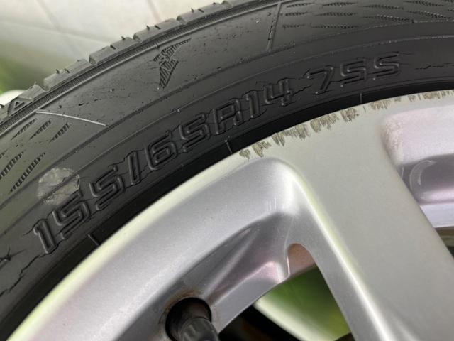 ムーヴ Xリミテッド 禁煙車 純正ナビ バックカメラ ETC ドライブレコーダー スマートキー 純正14インチアルミホイール アイドリングストップ 盗難防止装置 CD再生 オートエアコン ベンチシート(22枚目)