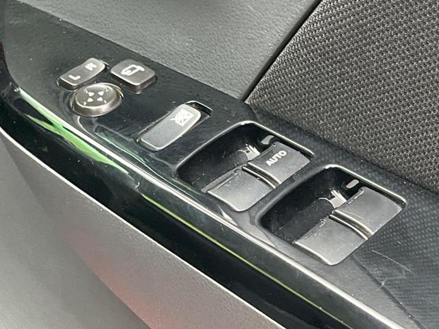 ワゴンR 20周年記念車 衝突軽減装置 禁煙車 スマートキー ETC Bluetooth オートライト オートエアコン シートヒーター HIDヘッドライト 15インチアルミホイール 電動格納ミラー アイドリングストップ(36枚目)