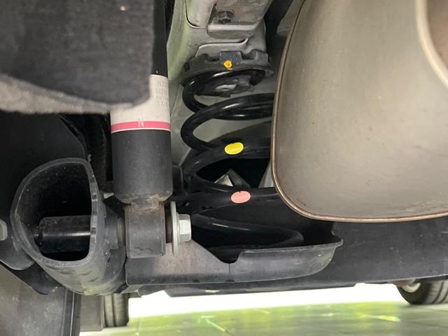 オーラ ニスモ　衝突軽減装置　純正９インチナビ　全周囲カメラ　プロパイロット　ブラインドスポットモニター　ＥＴＣ　Ｂｌｕｅｔｏｏｔｈ　フルセグ　デジタルインナーミラー　スマートキー　ドライブレコ（20枚目）