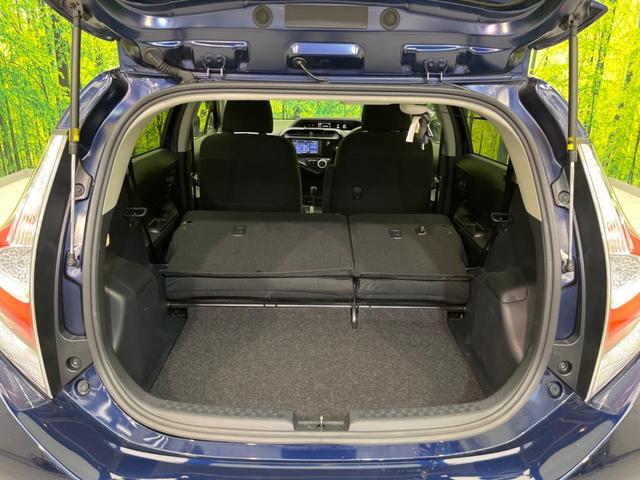 アクア Sスタイルブラック 純正ナビ 衝突軽減装置 バックカメラ 禁煙車 スマートキー レーンアシスト LEDヘッドライト ETC オートマチックハイビーム オートエアコン オートライト Bluetooth CD/DVD再生(32枚目)