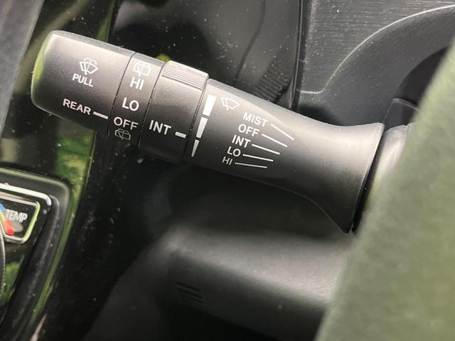 アクア Sスタイルブラック 純正ナビ 衝突軽減装置 バックカメラ 禁煙車 スマートキー レーンアシスト LEDヘッドライト ETC オートマチックハイビーム オートエアコン オートライト Bluetooth CD/DVD再生(45枚目)