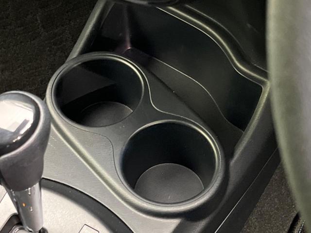 アクア Sスタイルブラック 純正ナビ 衝突軽減装置 バックカメラ 禁煙車 スマートキー レーンアシスト LEDヘッドライト ETC オートマチックハイビーム オートエアコン オートライト Bluetooth CD/DVD再生(53枚目)