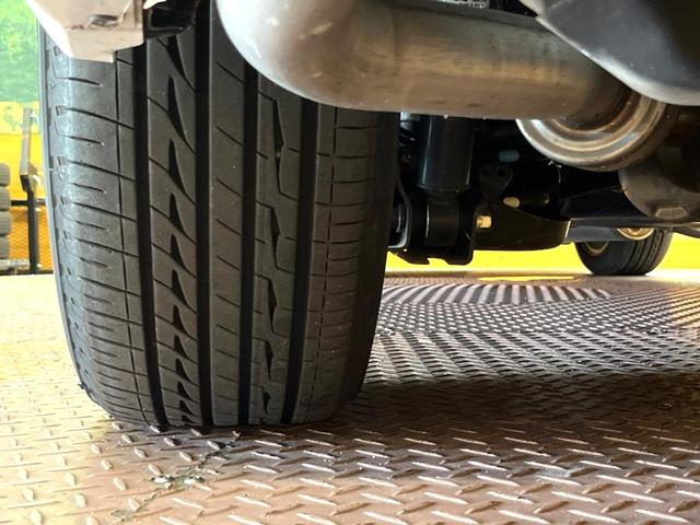 オデッセイ アブソルート・ＥＸホンダセンシング　ホンダセンシング　純正ナビ　全周囲カメラ　フリップダウンモニター　両側電動スライドドア　シートヒーター　クリアラスソナー　パドルシフト　衝突被害軽減　横滑り防止機能　ブラインドスポットモニター　ＥＴＣ（22枚目）