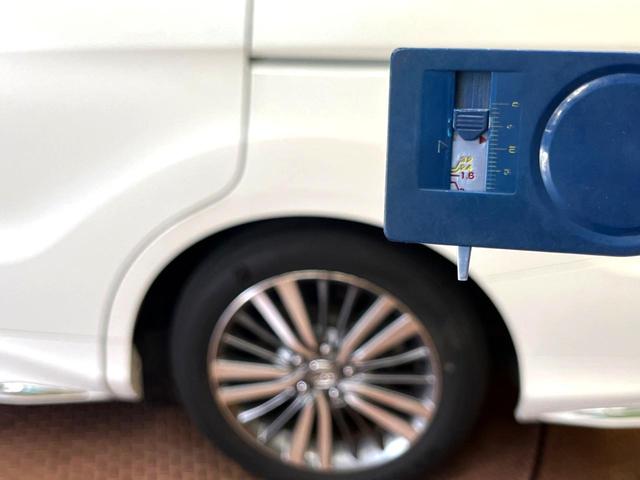 オデッセイ アブソルート・ＥＸホンダセンシング　ホンダセンシング　純正ナビ　全周囲カメラ　フリップダウンモニター　両側電動スライドドア　シートヒーター　クリアラスソナー　パドルシフト　衝突被害軽減　横滑り防止機能　ブラインドスポットモニター　ＥＴＣ（35枚目）