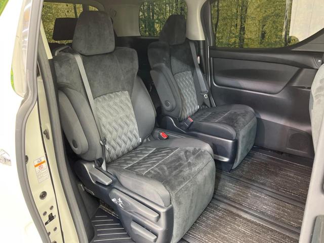 アルファード 2.5S サンルーフ エアロ 両側電動スライドドア 純正ナビ フリップダウン 全周囲カメラ 衝突軽減装置 レーダークルーズコントロール 禁煙車 ドラレコ レーンキープ コーナーセンサー スマートキー(9枚目)