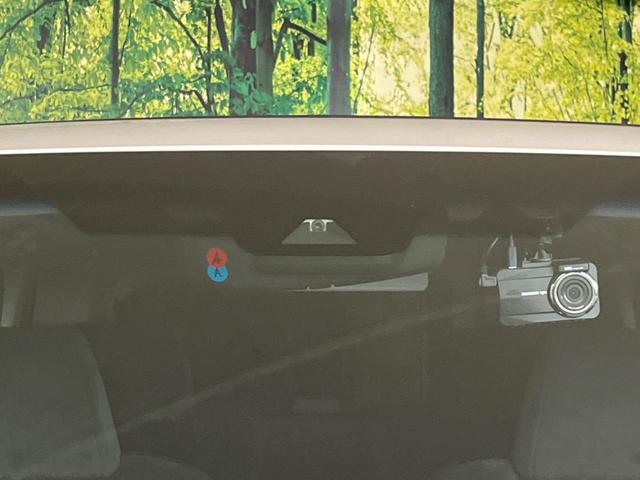 アルファード 2.5S サンルーフ エアロ 両側電動スライドドア 純正ナビ フリップダウン 全周囲カメラ 衝突軽減装置 レーダークルーズコントロール 禁煙車 ドラレコ レーンキープ コーナーセンサー スマートキー(21枚目)