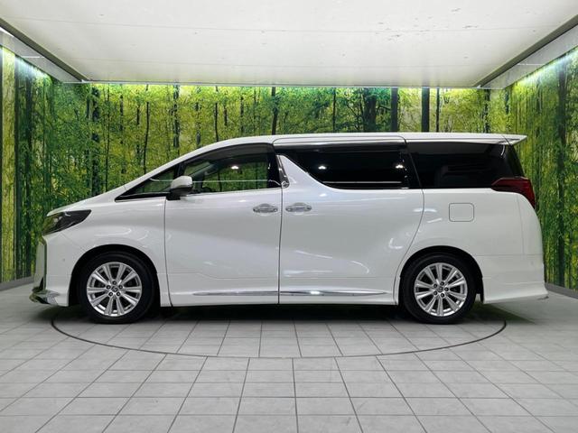 アルファード 2.5S サンルーフ エアロ 両側電動スライドドア 純正ナビ フリップダウン 全周囲カメラ 衝突軽減装置 レーダークルーズコントロール 禁煙車 ドラレコ レーンキープ コーナーセンサー スマートキー(30枚目)