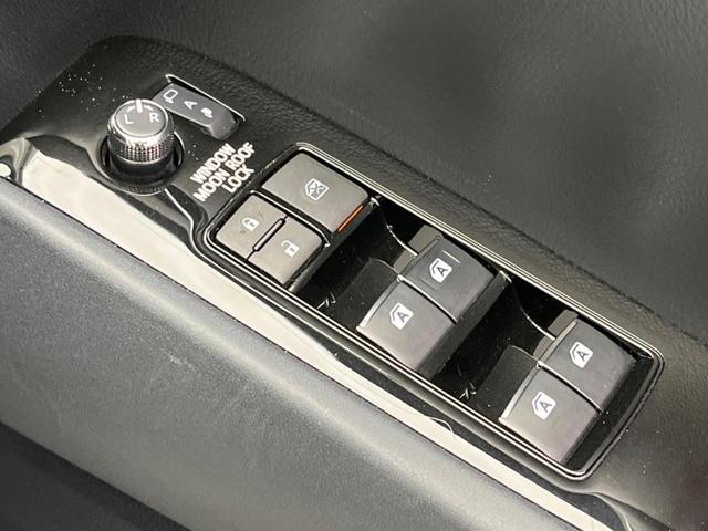 アルファード 2.5S サンルーフ エアロ 両側電動スライドドア 純正ナビ フリップダウン 全周囲カメラ 衝突軽減装置 レーダークルーズコントロール 禁煙車 ドラレコ レーンキープ コーナーセンサー スマートキー(44枚目)