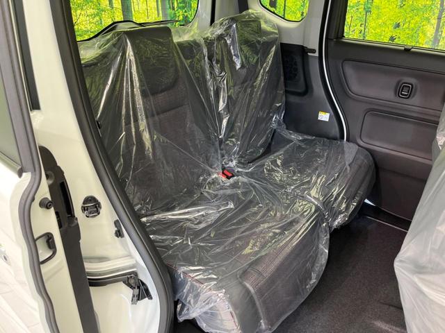 スペーシアカスタム ハイブリッドＸＳ　届出済未使用車　両側電動スライドドア　衝突軽減装置　レーダークルーズ　スマートキー　シートヒーター　ハーフレザーシート　ＬＥＤヘッドライト　ＬＥＤフォグライト　レーンキープアシスト　コーナーセンサー（9枚目）