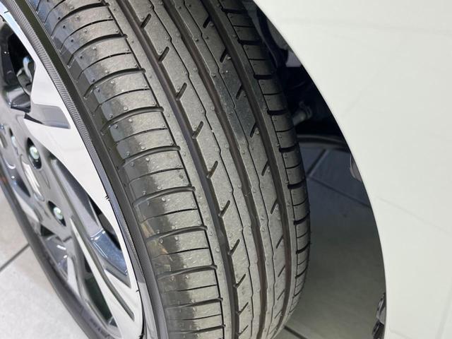 スペーシアカスタム ハイブリッドＸＳ　届出済未使用車　両側電動スライドドア　衝突軽減装置　レーダークルーズ　スマートキー　シートヒーター　ハーフレザーシート　ＬＥＤヘッドライト　ＬＥＤフォグライト　レーンキープアシスト　コーナーセンサー（22枚目）