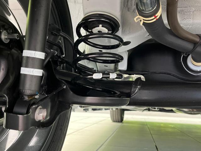 スペーシアカスタム ハイブリッドＸＳ　届出済未使用車　両側電動スライドドア　衝突軽減装置　レーダークルーズ　スマートキー　シートヒーター　ハーフレザーシート　ＬＥＤヘッドライト　ＬＥＤフォグライト　レーンキープアシスト　コーナーセンサー（31枚目）