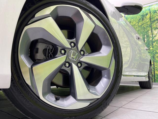 アコード EX サンルーフ 衝突軽減装置 禁煙車 純正ナビ 本革シート レダークルーズ バックカメラ ETC Bluetooth フルセグ シートヒーター パワーシート LEDヘッドライト LEDフォグライト(13枚目)
