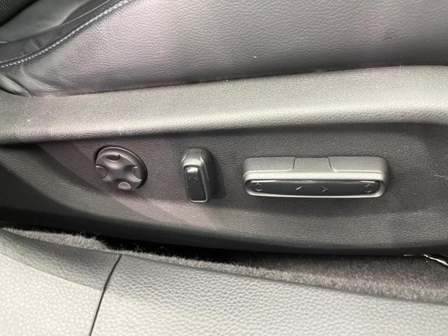 アコード EX サンルーフ 衝突軽減装置 禁煙車 純正ナビ 本革シート レダークルーズ バックカメラ ETC Bluetooth フルセグ シートヒーター パワーシート LEDヘッドライト LEDフォグライト(37枚目)