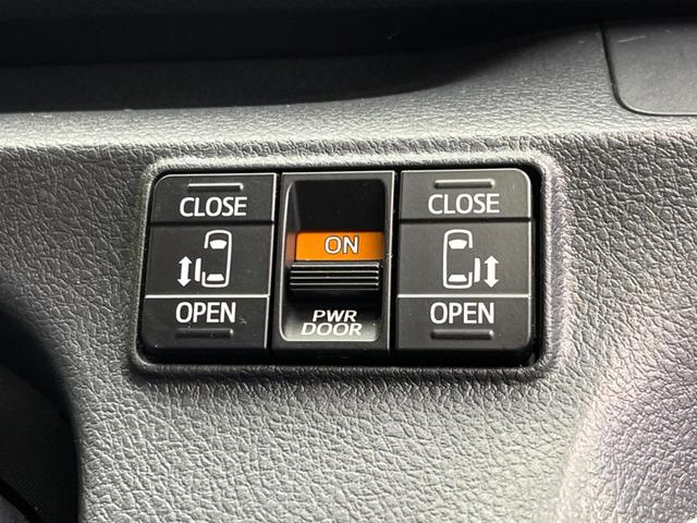 シエンタ Ｇ　クエロ　両側電動ドア　ＳＤナビ　全周囲カメラ　衝突被害軽減システム　禁煙車　ハーフレザーシート　ドラレコ　コーナーセンサー　スマートキー　ＬＥＤヘッド　ＥＴＣ　オートハイビーム　車線逸脱警報　オートライト（3枚目）