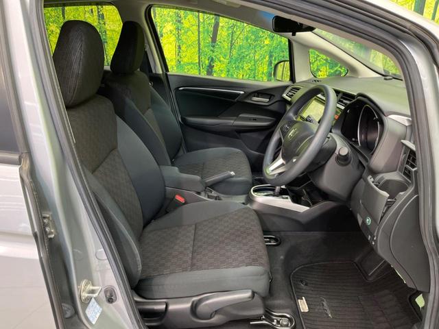 フィット 13G・Lパッケージ SDナビ バックカメラ 衝突被害軽減システム 禁煙車 スマートキー LEDヘッド オートライト オートエアコン Bluetooth CD DVD再生 フルセグ(8枚目)