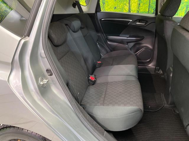 フィット 13G・Lパッケージ SDナビ バックカメラ 衝突被害軽減システム 禁煙車 スマートキー LEDヘッド オートライト オートエアコン Bluetooth CD DVD再生 フルセグ(9枚目)