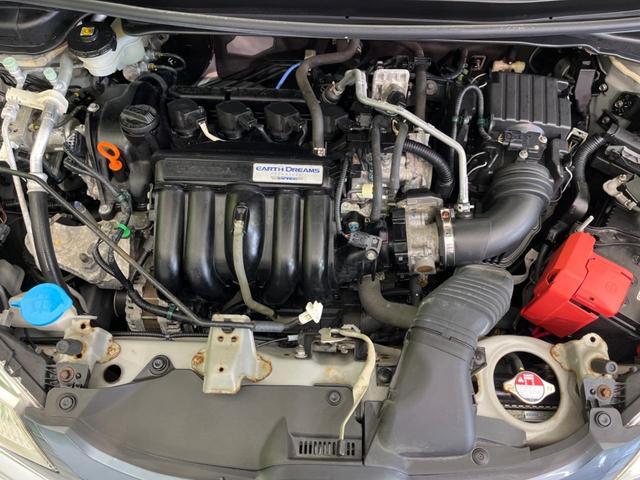 フィット 13G・Lパッケージ SDナビ バックカメラ 衝突被害軽減システム 禁煙車 スマートキー LEDヘッド オートライト オートエアコン Bluetooth CD DVD再生 フルセグ(18枚目)