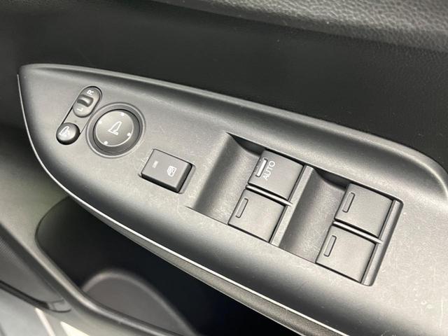 フィット 13G・Lパッケージ SDナビ バックカメラ 衝突被害軽減システム 禁煙車 スマートキー LEDヘッド オートライト オートエアコン Bluetooth CD DVD再生 フルセグ(41枚目)