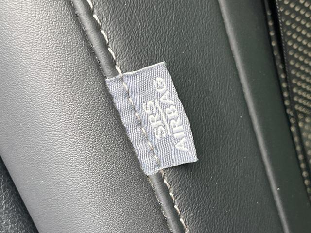 ＩＳ ＩＳ３００ｈ　Ｆスポーツ　禁煙車　純正ナビ　黒革シート　レーダークルーズ　バックカメラ　ＥＴＣ　Ｂｌｕｅｔｏｏｔｈ　フルセグ　シートヒーター　シートエアコン　ＬＥＤヘッドライト　ＬＥＤフォグランプ　コーナーセンサー（40枚目）