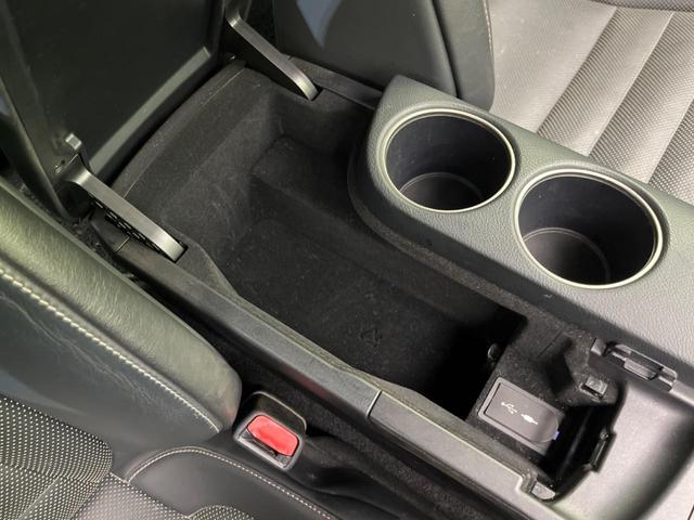 ＩＳ ＩＳ３００ｈ　Ｆスポーツ　禁煙車　純正ナビ　黒革シート　レーダークルーズ　バックカメラ　ＥＴＣ　Ｂｌｕｅｔｏｏｔｈ　フルセグ　シートヒーター　シートエアコン　ＬＥＤヘッドライト　ＬＥＤフォグランプ　コーナーセンサー（56枚目）