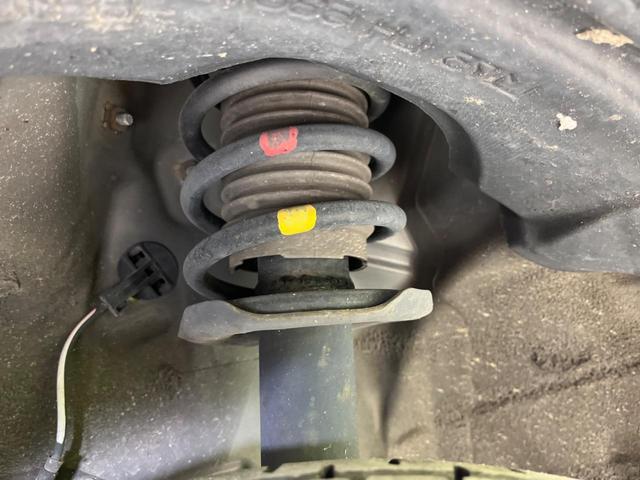 ムーヴコンテ X SDナビ 禁煙車 ETC Bluetooth フルセグ スマートキー 革巻きステアリング オートエアコン CD/DVD再生 盗難防止装置 プライバシーガラス アイドリングストップ ベンチシート(20枚目)