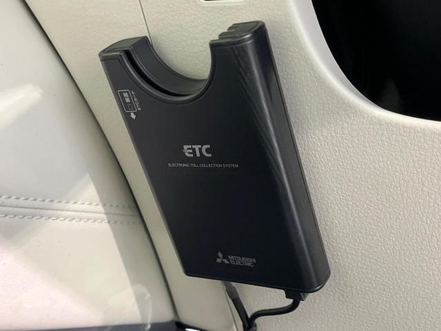 ＣＸ－６０ ＸＤ－ハイブリッド　エクスクルーシブモダン　ターボ　４ＷＤ　衝突軽減装置　禁煙車　純正１２インチナビ　本革シート　全周囲カメラ　レーダークルーズコントロール　ＥＴＣ　Ｂｌｕｅｔｏｏｔｈ　フルセグ　ドラレコ　シートヒーター　シートエアコン（6枚目）