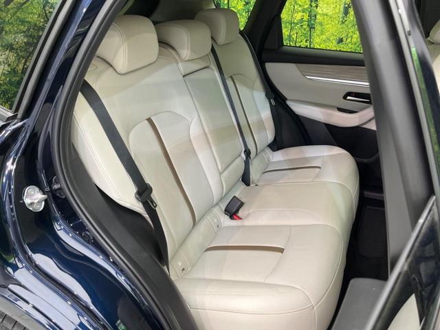 ＣＸ－６０ ＸＤ－ハイブリッド　エクスクルーシブモダン　ターボ　４ＷＤ　衝突軽減装置　禁煙車　純正１２インチナビ　本革シート　全周囲カメラ　レーダークルーズコントロール　ＥＴＣ　Ｂｌｕｅｔｏｏｔｈ　フルセグ　ドラレコ　シートヒーター　シートエアコン（9枚目）