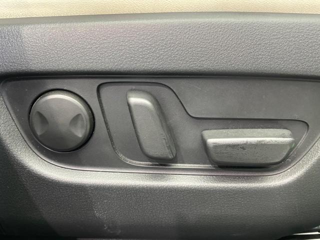 ＣＸ－６０ ＸＤ－ハイブリッド　エクスクルーシブモダン　ターボ　４ＷＤ　衝突軽減装置　禁煙車　純正１２インチナビ　本革シート　全周囲カメラ　レーダークルーズコントロール　ＥＴＣ　Ｂｌｕｅｔｏｏｔｈ　フルセグ　ドラレコ　シートヒーター　シートエアコン（45枚目）