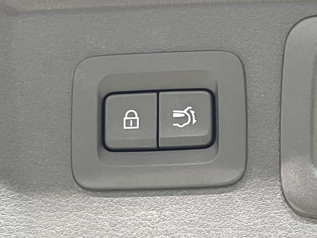 ＣＸ－６０ ＸＤ－ハイブリッド　プレミアムモダン　ガラスルーフ　ターボ　４ＷＤ　衝突軽減装置　禁煙車　純正１２インチナビ　全周囲カメラ　ＢＯＳＥサウンド　レーダークルーズコントロール　ＥＴＣ　Ｂｌｕｅｔｏｏｔｈ　フルセグ　ドライブレコーダー（37枚目）