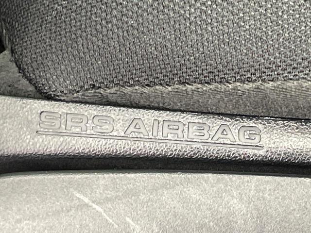 アクア Sスタイルブラック 純正SDナビ バックカメラ 衝突被害軽減システム 禁煙車 ドラレコ コーナーセンサー スマートキー LEDヘッド ビルトインETC クルコン 車線逸脱警報 オートライト オートエアコン(39枚目)