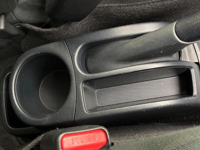 アクア Sスタイルブラック 純正SDナビ バックカメラ 衝突被害軽減システム 禁煙車 ドラレコ コーナーセンサー スマートキー LEDヘッド ビルトインETC クルコン 車線逸脱警報 オートライト オートエアコン(57枚目)