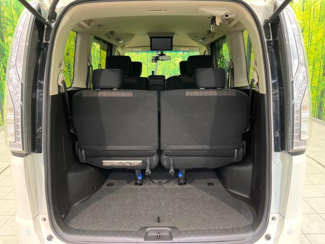 セレナ ハイウェイスター Vセレ+セーフティII SHV 両側電動ドア 純正SDナビ 後席モニター 全周囲カメラ 衝突被害軽減システム ドラレコ コーナーセンサー スマートキー LEDヘッド ビルトインETC クルコン 車線逸脱警報 オートライト(11枚目)