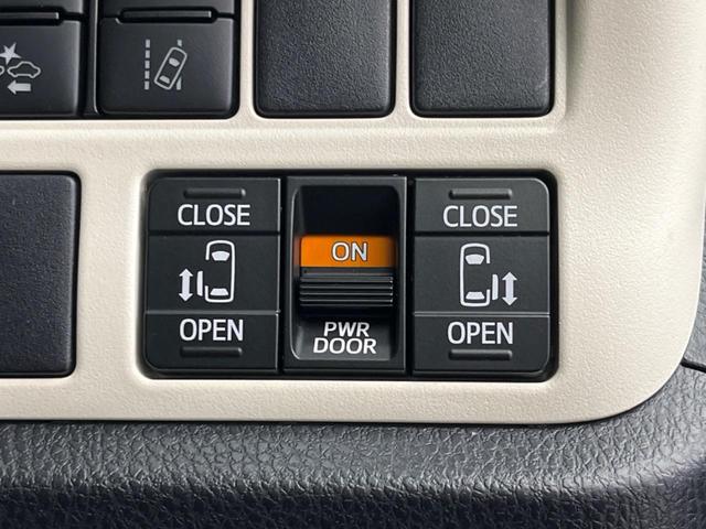 ノア Si ダブルバイビーIII 両側電動ドア 純正SDナビ 後席モニター バックカメラ 衝突被害軽減システム 禁煙車 ハーフレザーシート ドラレコ コーナーセンサー スマートキー LEDヘッド ビルトインETC クルコン(4枚目)